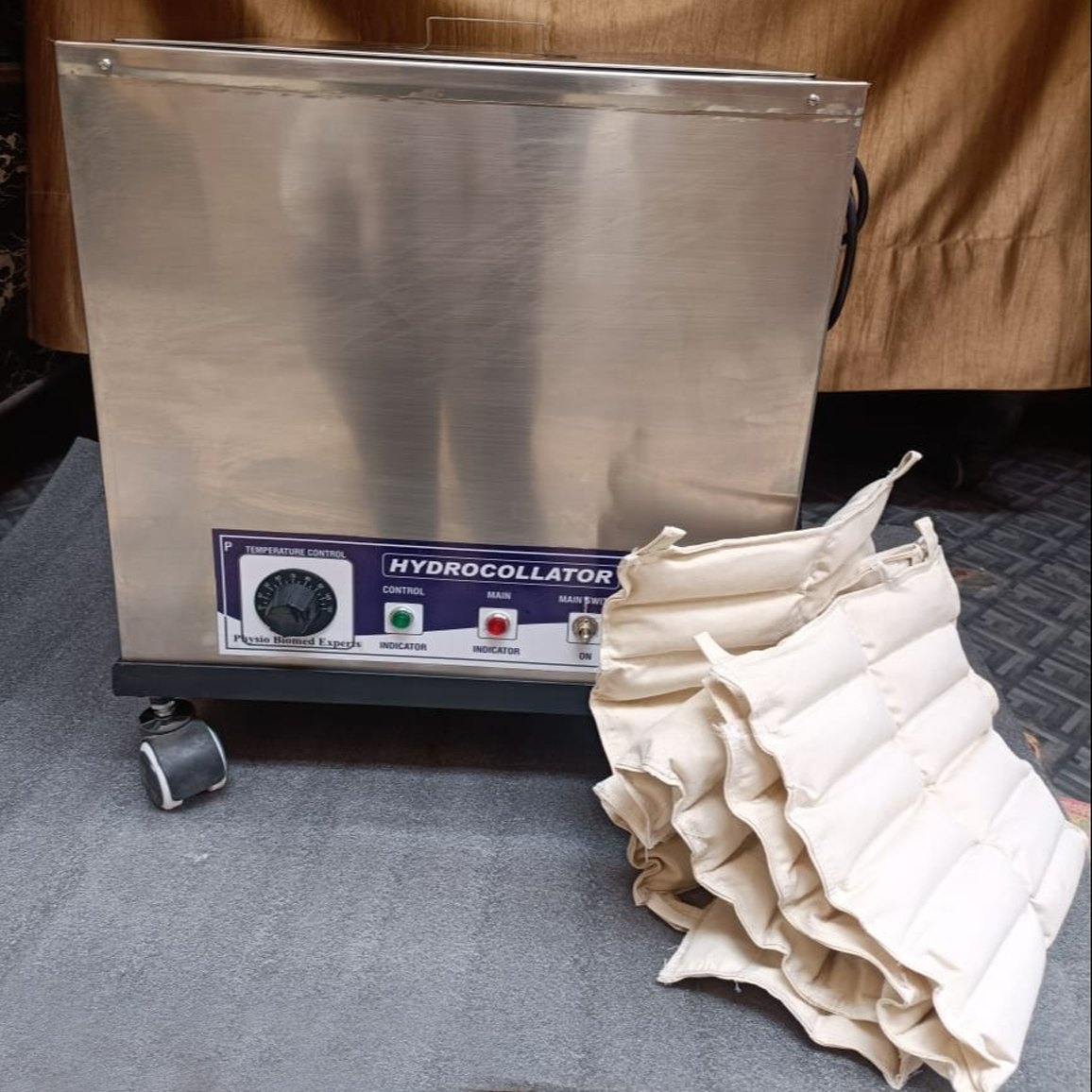 Hydrocollator Machine (Hot Water Pack Unit)